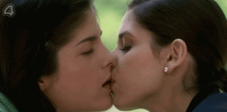 Se cumplen 15 años de este beso…