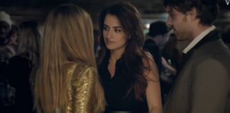 Penélope Cruz c(r)oquetea con Schweppes Penélope Cruz anuncio lésbico Schweppes
