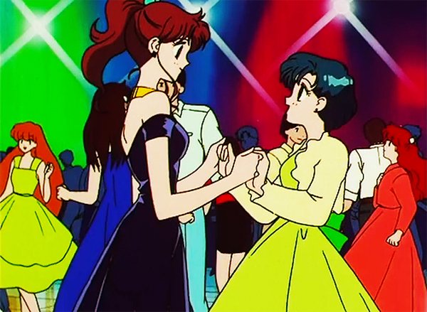Todas las parejas lésbicas que verás en 'Sailor Moon Crystal' - Hay una  lesbiana en mi sopa