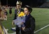 Un instituto de Texas corona reina del baile a una estudiante lesbiana