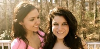 La cruzada de Chrissy Chambers (Bria and Chrissy) contra el «porno de la venganza»