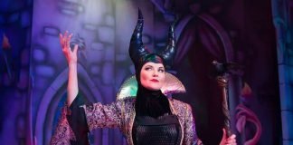 Lucy Lawless se convierte en Maléfica para un musical