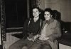 1940s Bar Couple 100x70, Hay una lesbiana en mi sopa
