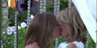 Anuncios con temática lésbica (III)