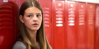 Todo es una mierda: ‘Everything sucks!’, cancelada