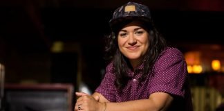 Sabrina Jalees y Diablo Cody preparan una serie lésbica para Fox