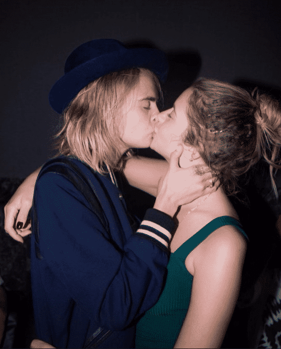 Cara Delevingne y Ashley Benson