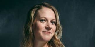 La nadadora olímpica Martha McCabe sale del armario para alentar a otras deportistas a seguir su camino