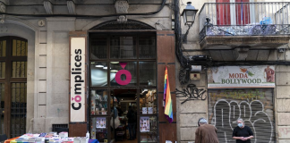 Cierra Cómplices, la primera librería LGBT de Barcelona
