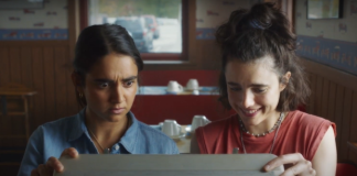 Trailer y fecha de estreno de ‘Drive away dolls’, la película lésbica de Ethan Coen drive away dolls