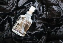 Más sensaciones y menos fricción en el sexo sáfico con el lubricante überlube