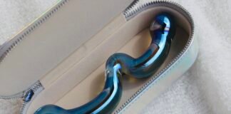 Ohwii de Biird, el dildo de vidrio que te llevará al séptimo cielo