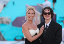 Anna Camp cuenta públicamente que es bisexual