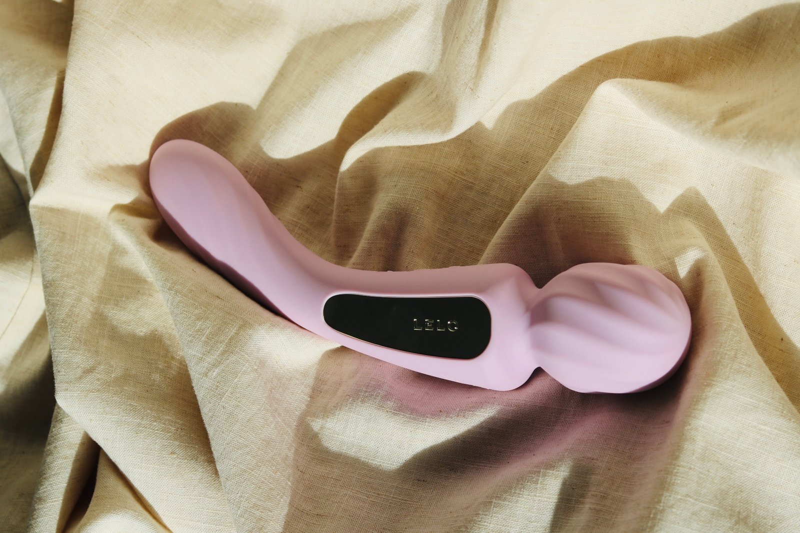 LELO Switch: La revolución del placer con su vibrador doble